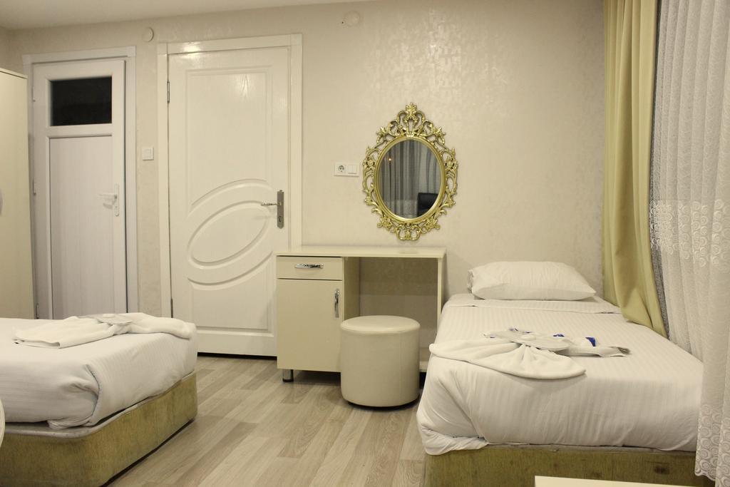 Simge Hotel Estambul Habitación foto