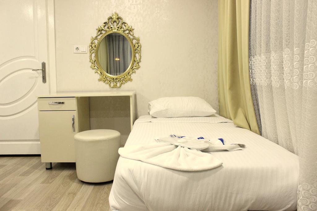 Simge Hotel Estambul Habitación foto